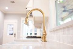 modern-kitchen-remodel-casa-orange-river-oaks-8