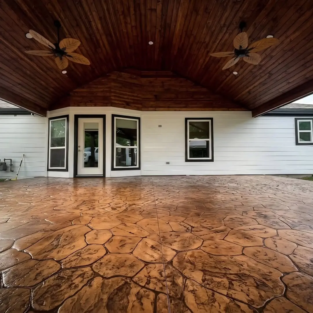 Covered patio remodeling project